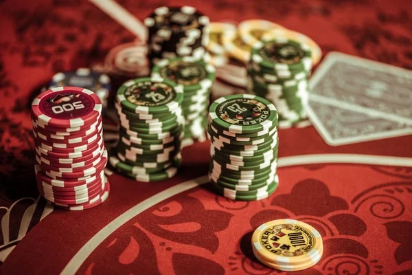 Bandar Poker table betting interface